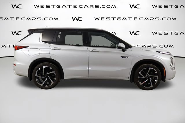 Used 2024 Mitsubishi Outlander SEL image 50