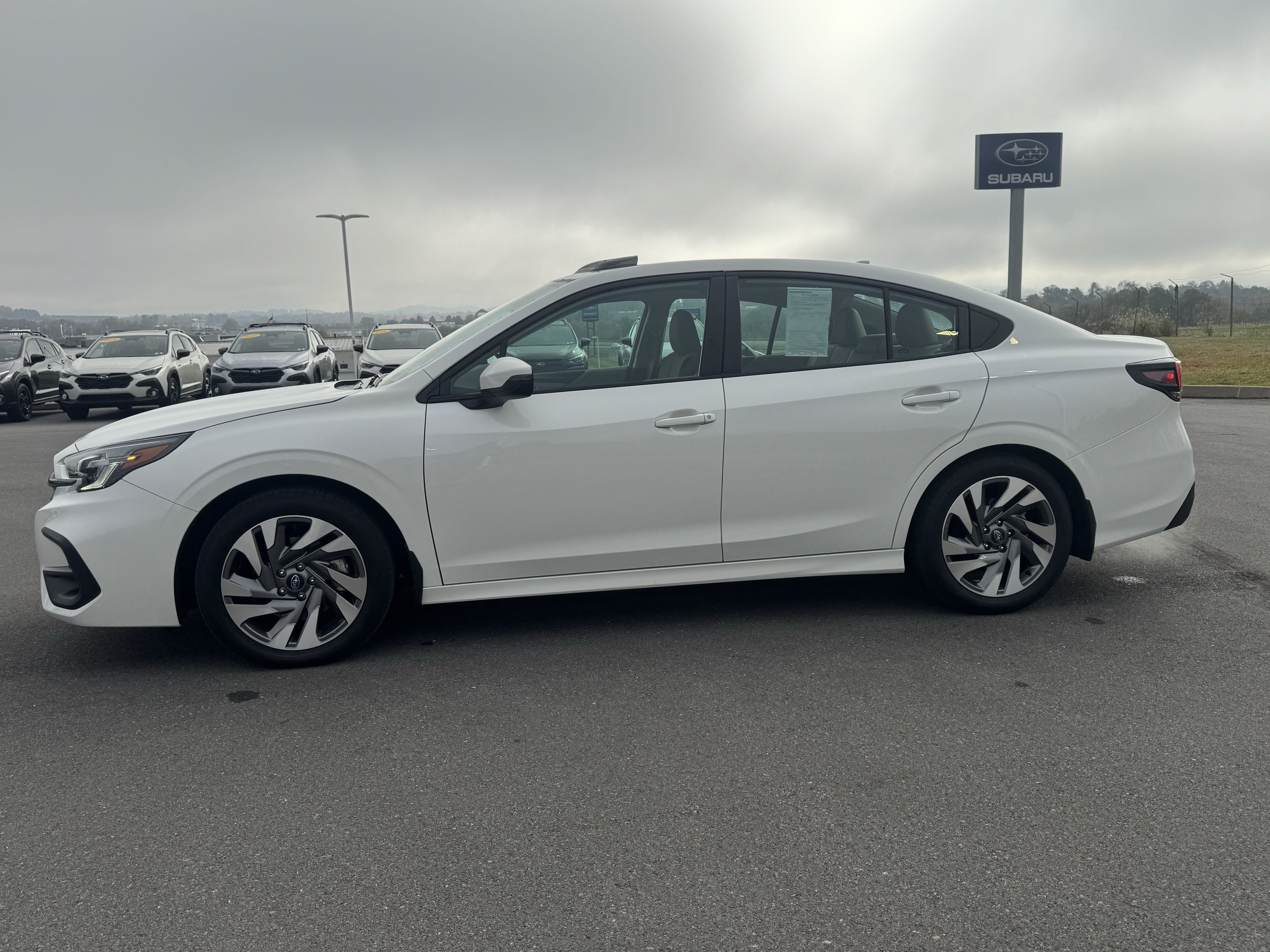 Used 2025 Subaru Legacy Limited AWD/4WD image 7