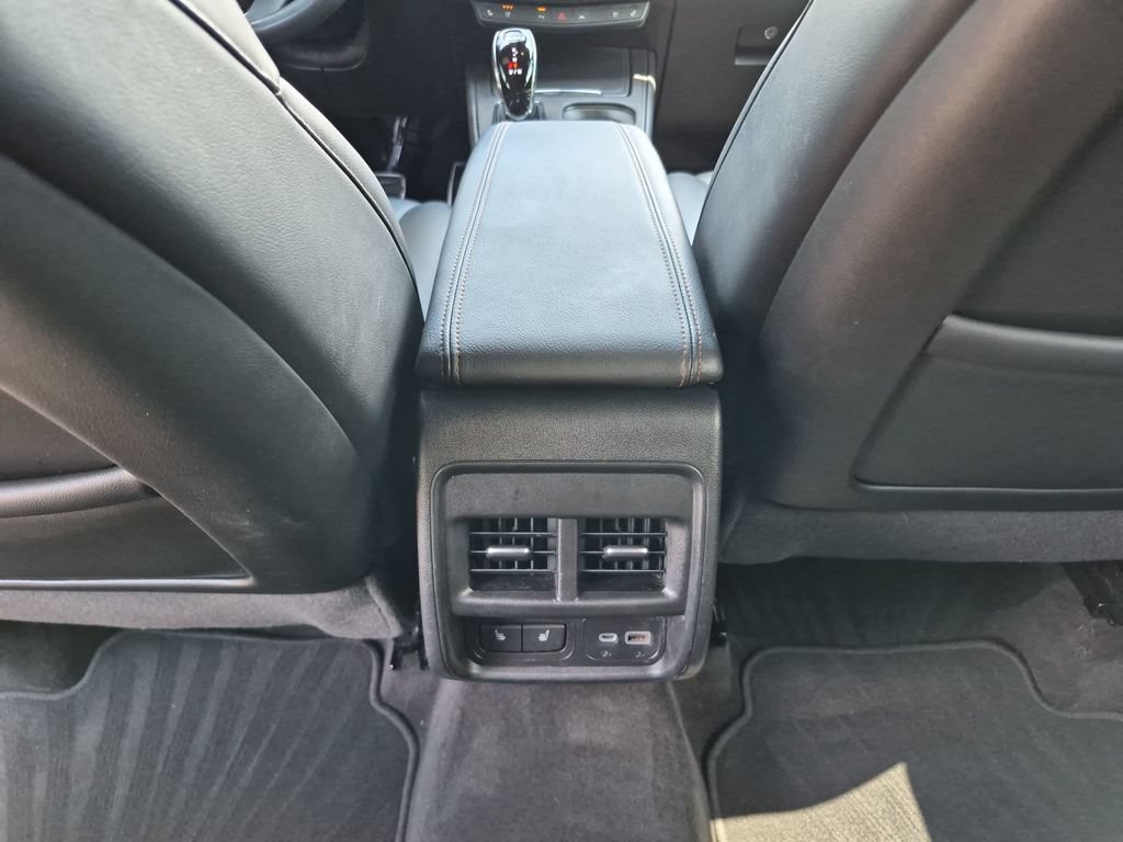 Used 2023 Cadillac XT4 Sport FWD image 35