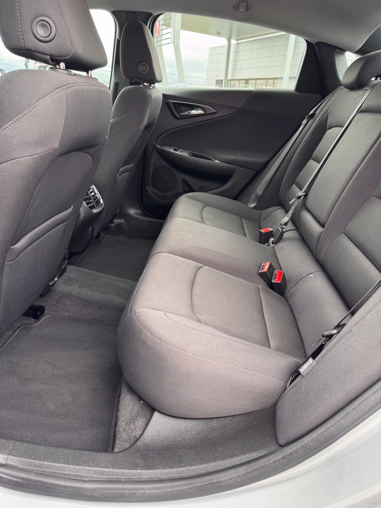 Used 2022 Chevrolet Malibu LT FWD image 11