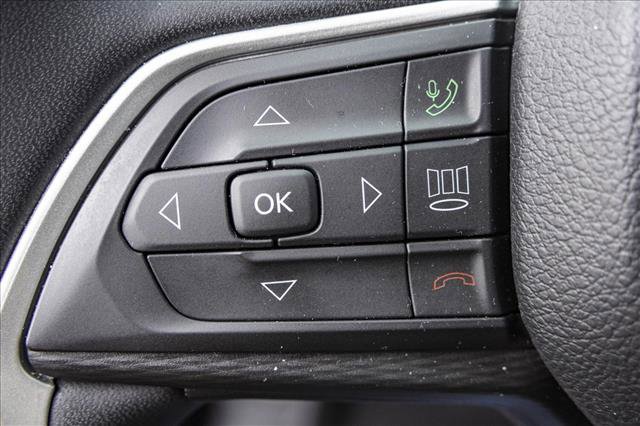 Used 2023 Jeep Grand Cherokee Altitude image 14