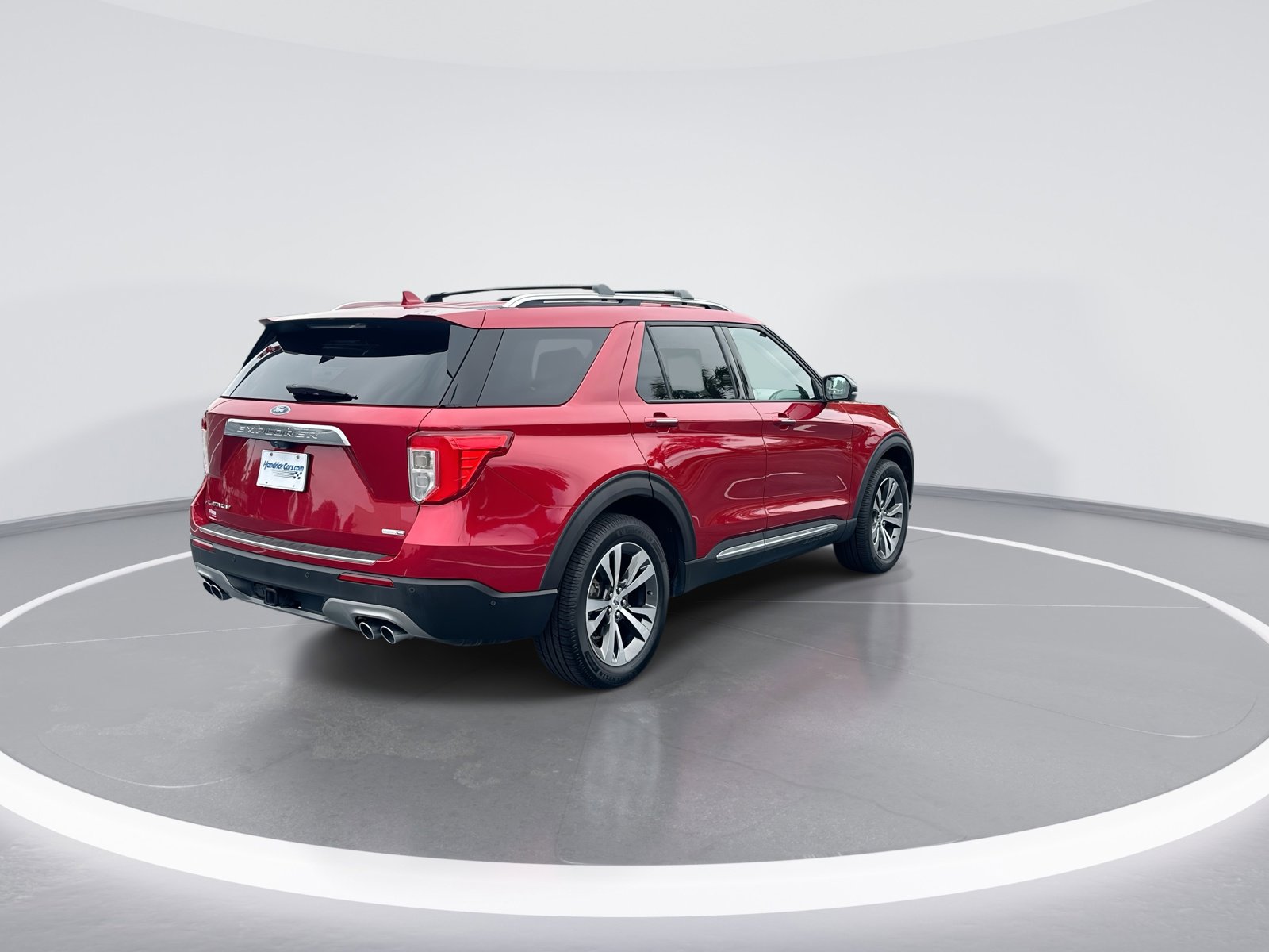 Used 2020 Ford Explorer Platinum w/ Premium Technology Package AWD/4WD image 9