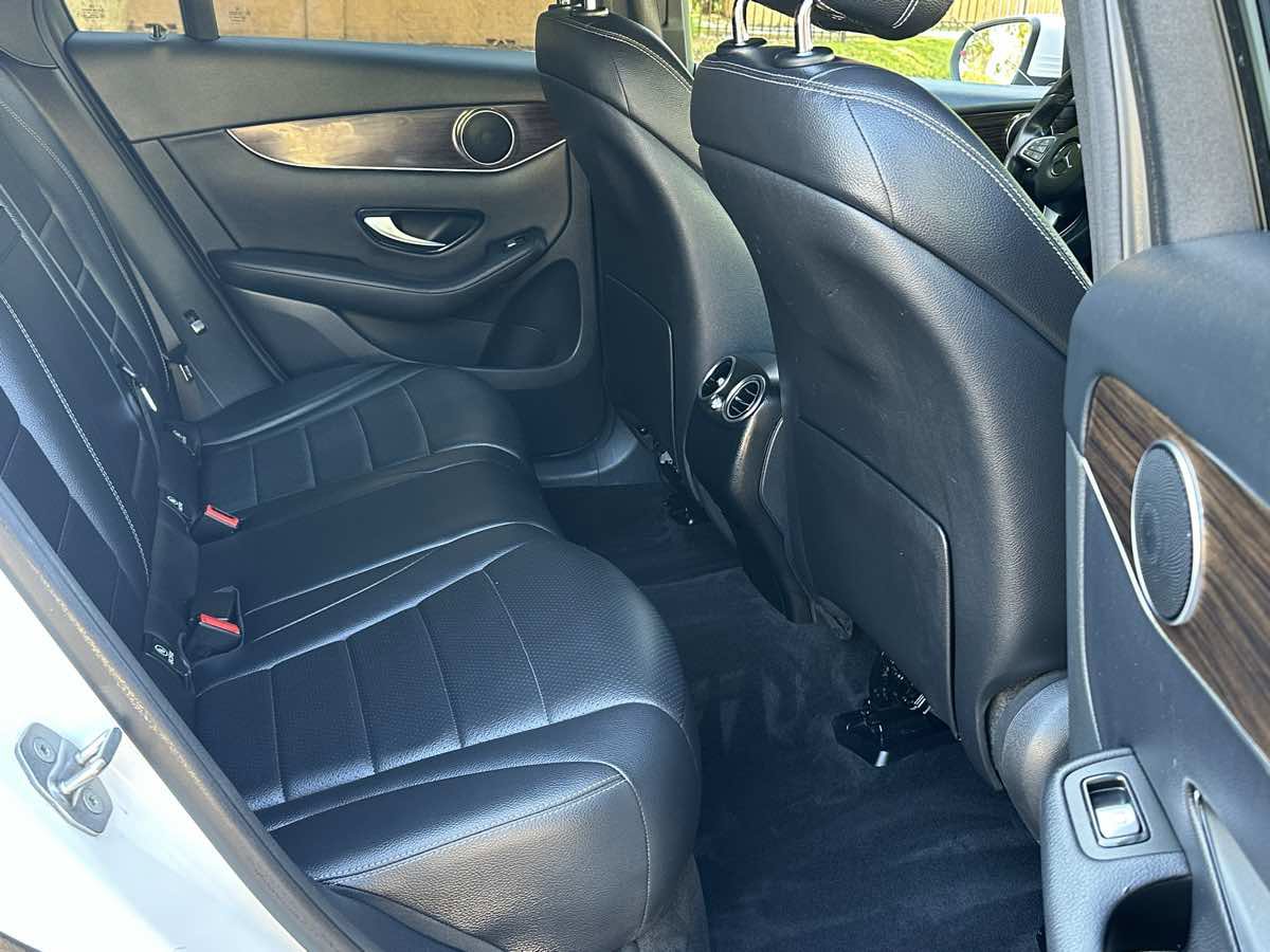 Used 2017 Mercedes-Benz GLC 300 image 33
