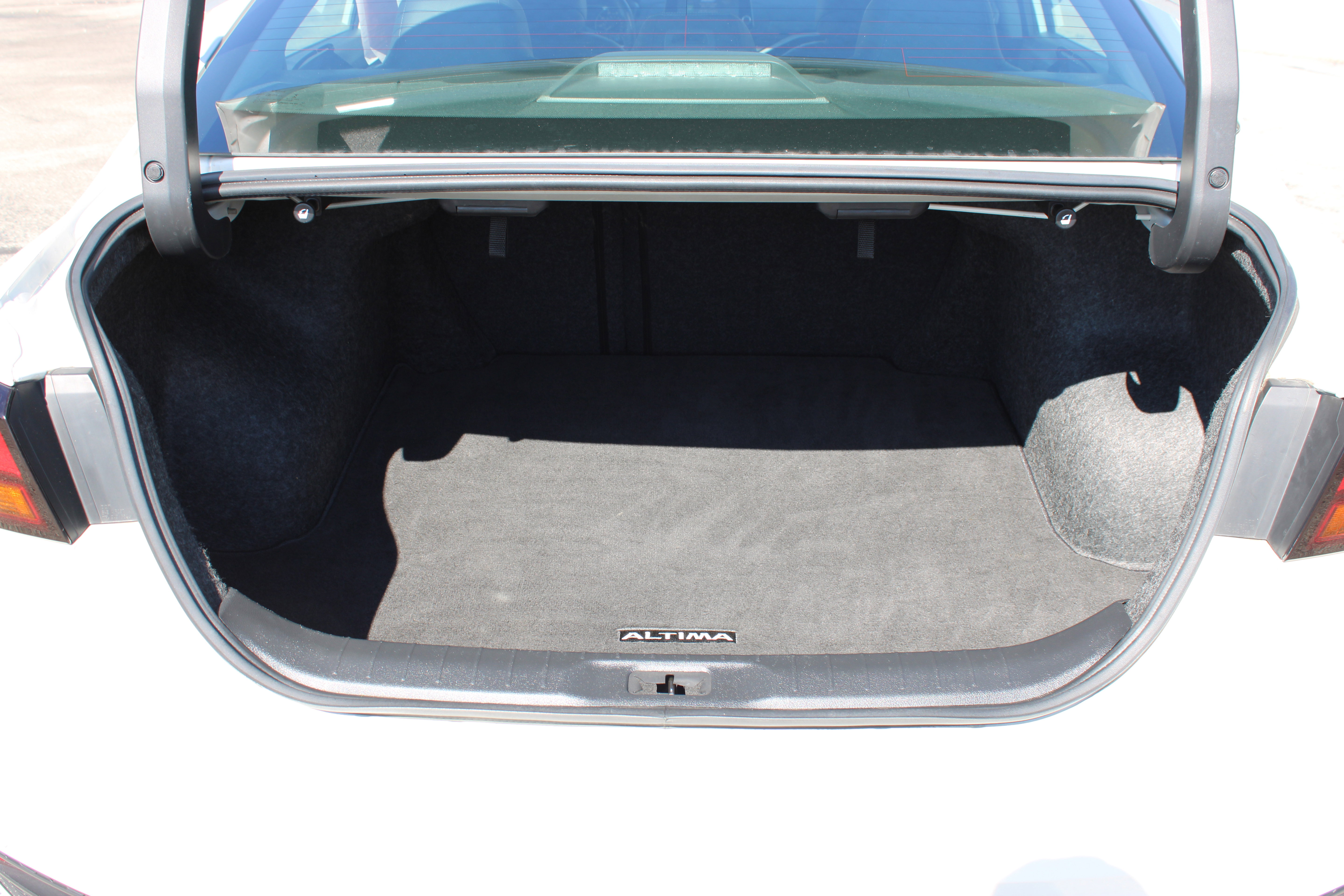 Used 2019 Nissan Altima 2.5 Platinum FWD image 5