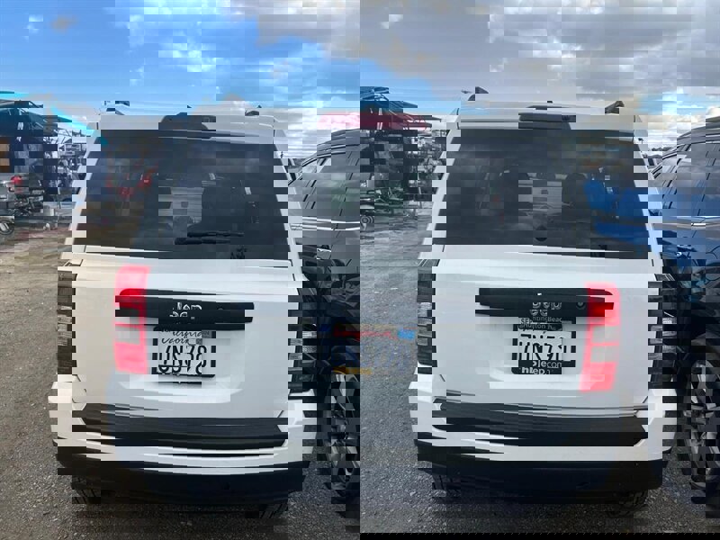 Used 2016 Jeep Patriot Sport FWD image 5