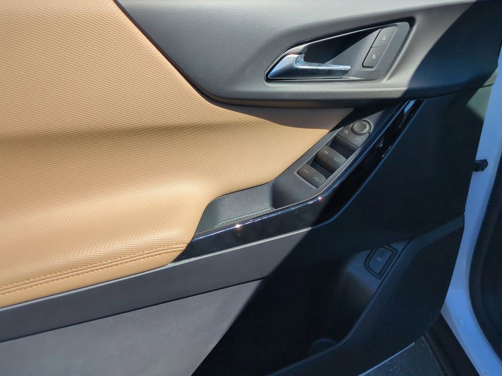 Used 2026 Chevrolet Equinox ACTIV w/ Safety and Technology Package image 22