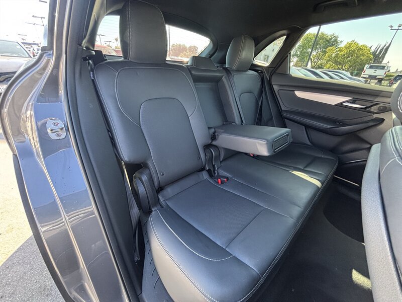 Used 2023 VinFast VF 8 Plus AWD/4WD image 16