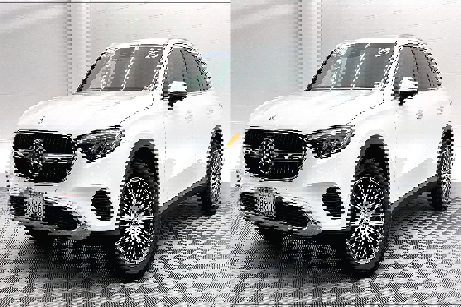 Certified 2025 Mercedes-Benz GLC 300 image 12