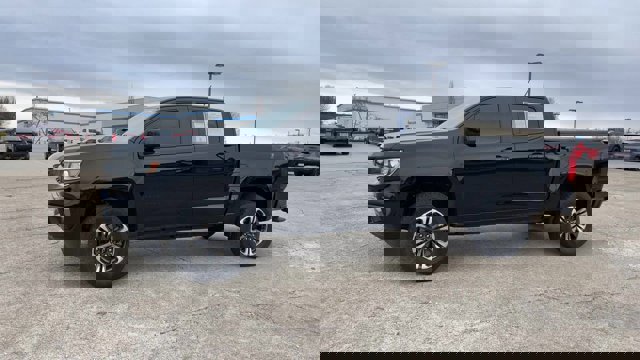 Used 2022 Chevrolet Colorado Z71 image 5