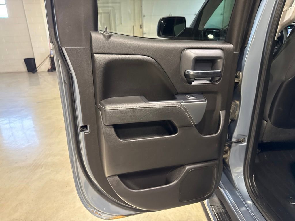 Used 2015 Chevrolet Silverado 1500 LT w/ All Star Edition AWD/4WD image 29