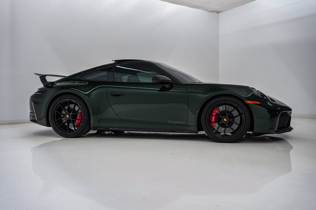 Certified 2026 Porsche 911 Carrera 4 GTS AWD/4WD image 9