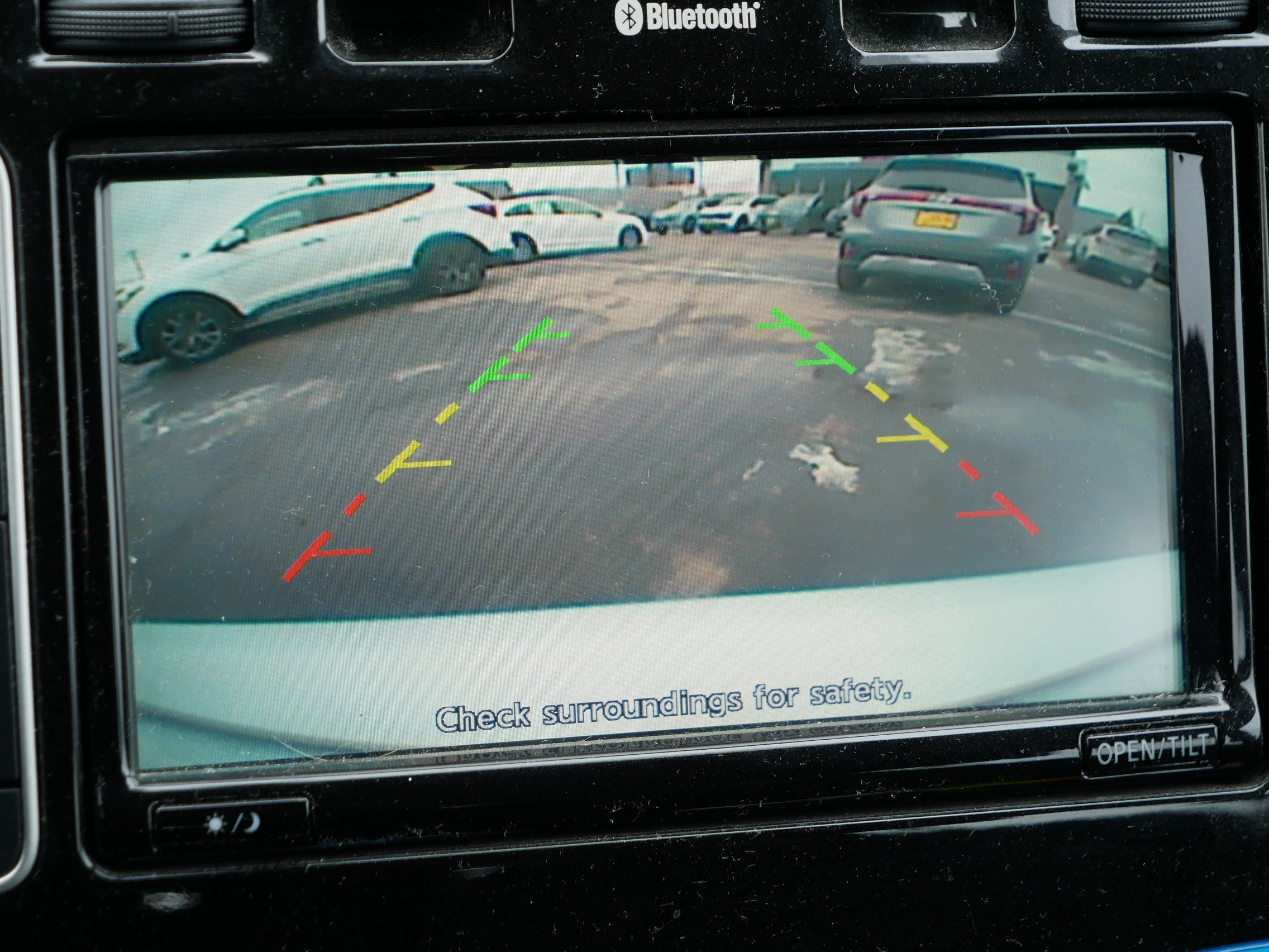 Used 2017 Nissan Leaf SV image 6