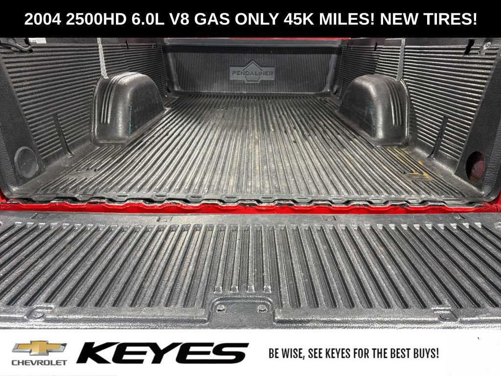 Used 2004 Chevrolet Silverado 2500 W/T w/ Snow Plow Prep Package AWD/4WD image 8