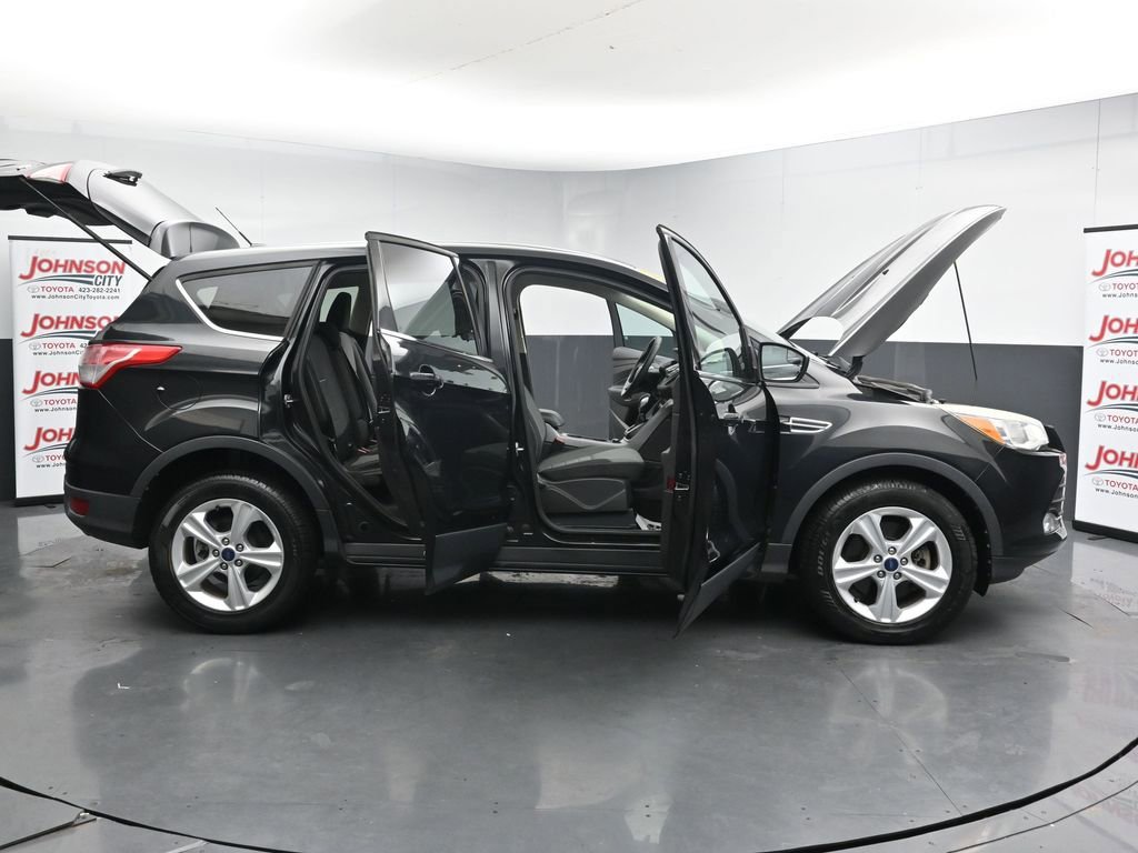 Used 2015 Ford Escape SE image 42