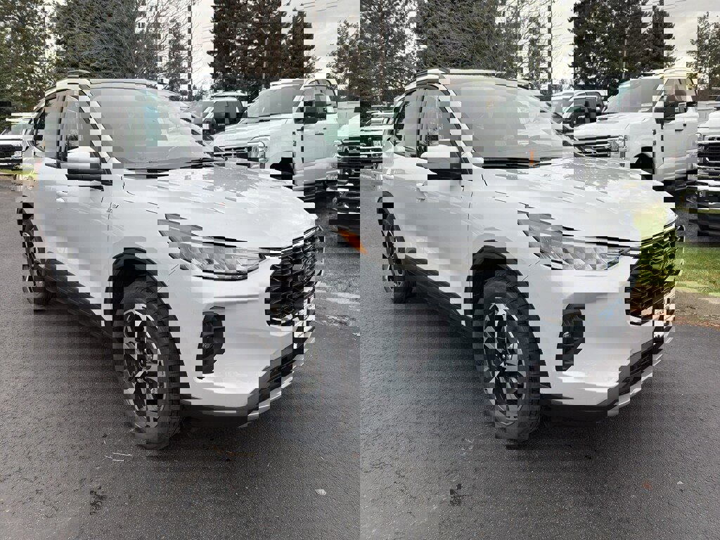 New 2026 Ford Escape ST-Line Select w/ Tech Pack #2