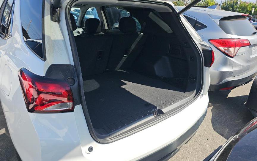 Used 2023 Chevrolet Equinox LT image 15