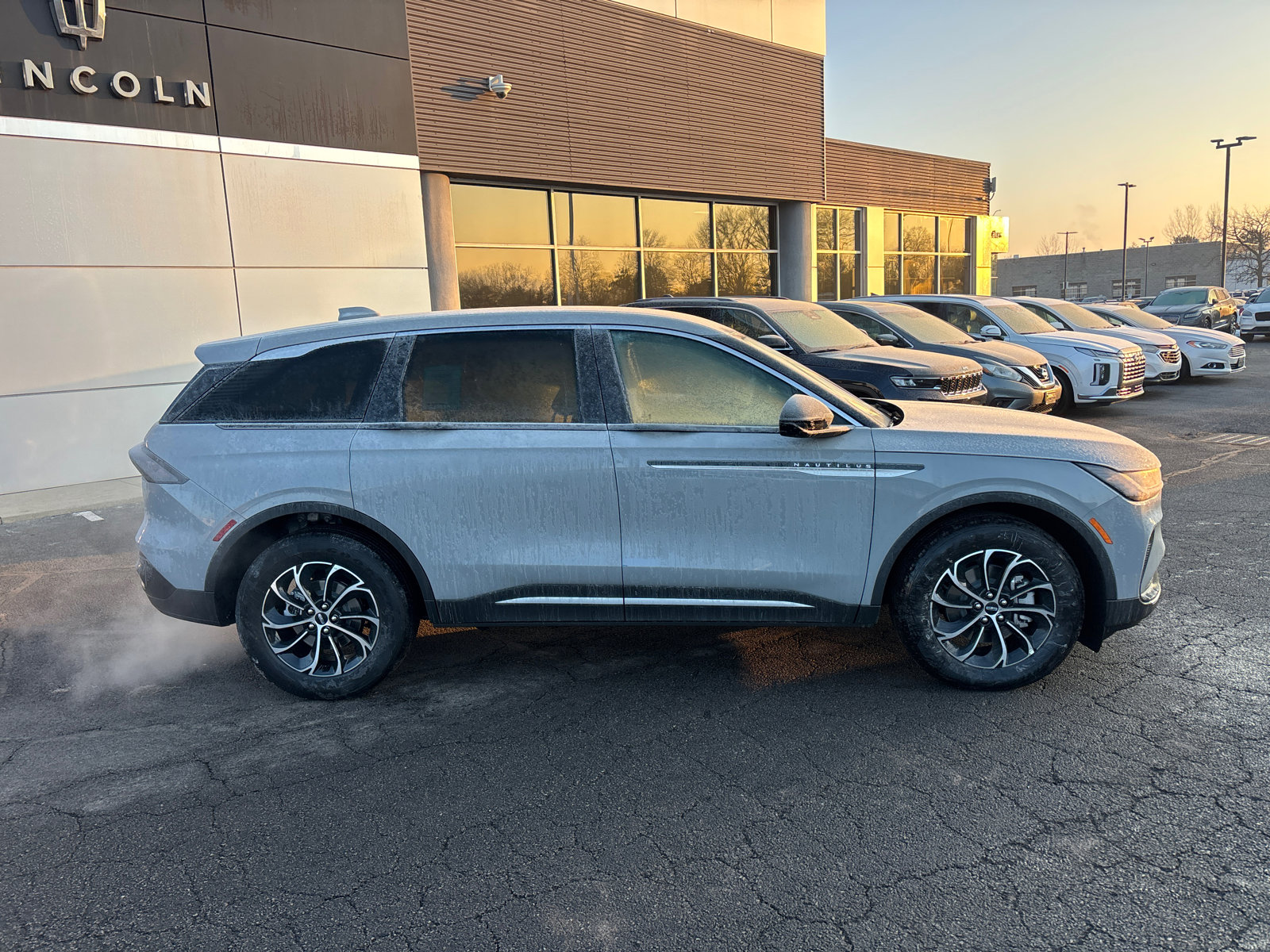 New 2026 Lincoln Nautilus Premier AWD/4WD image 8