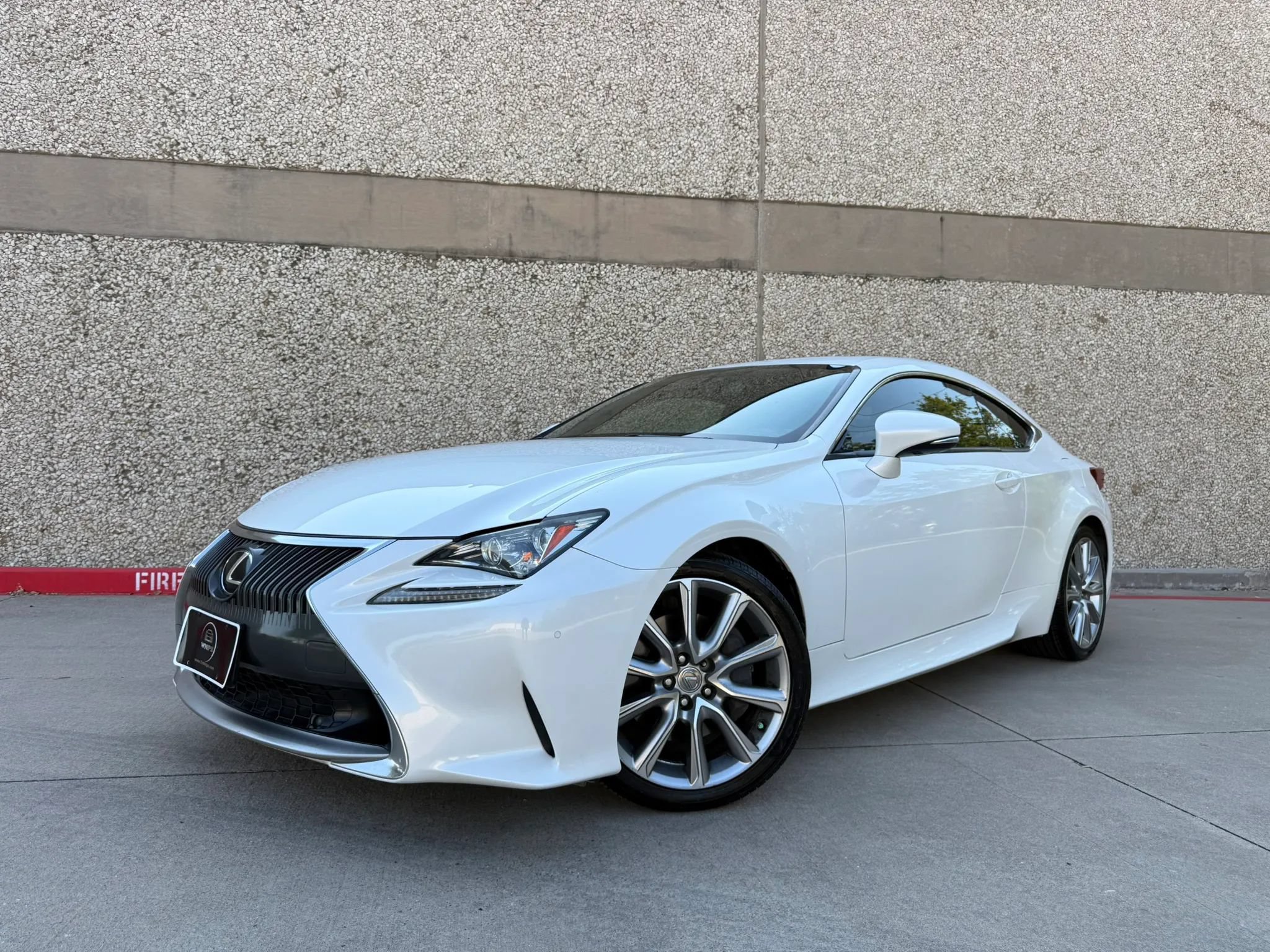 Used 2016 Lexus RC 200t RWD image 17