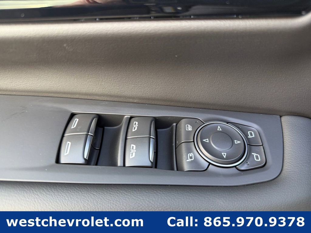 New 2026 Chevrolet Suburban Premier image 23