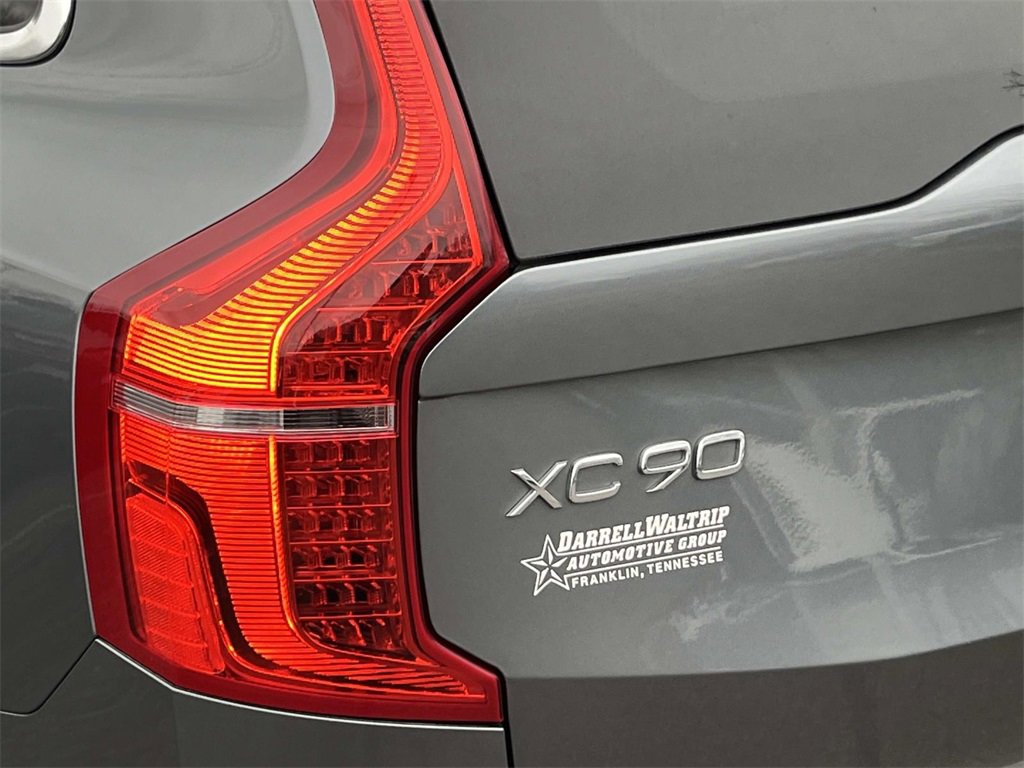 Used 2016 Volvo XC90 T6 Momentum w/ Momentum Plus Package image 10