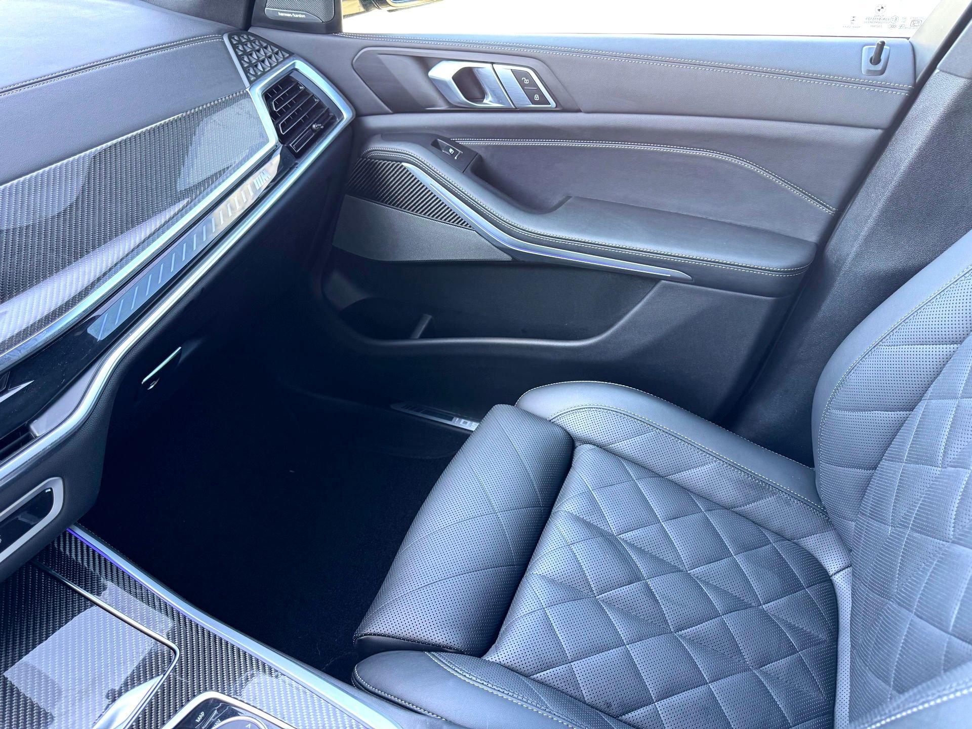 Used 2026 BMW X5 M60i image 36