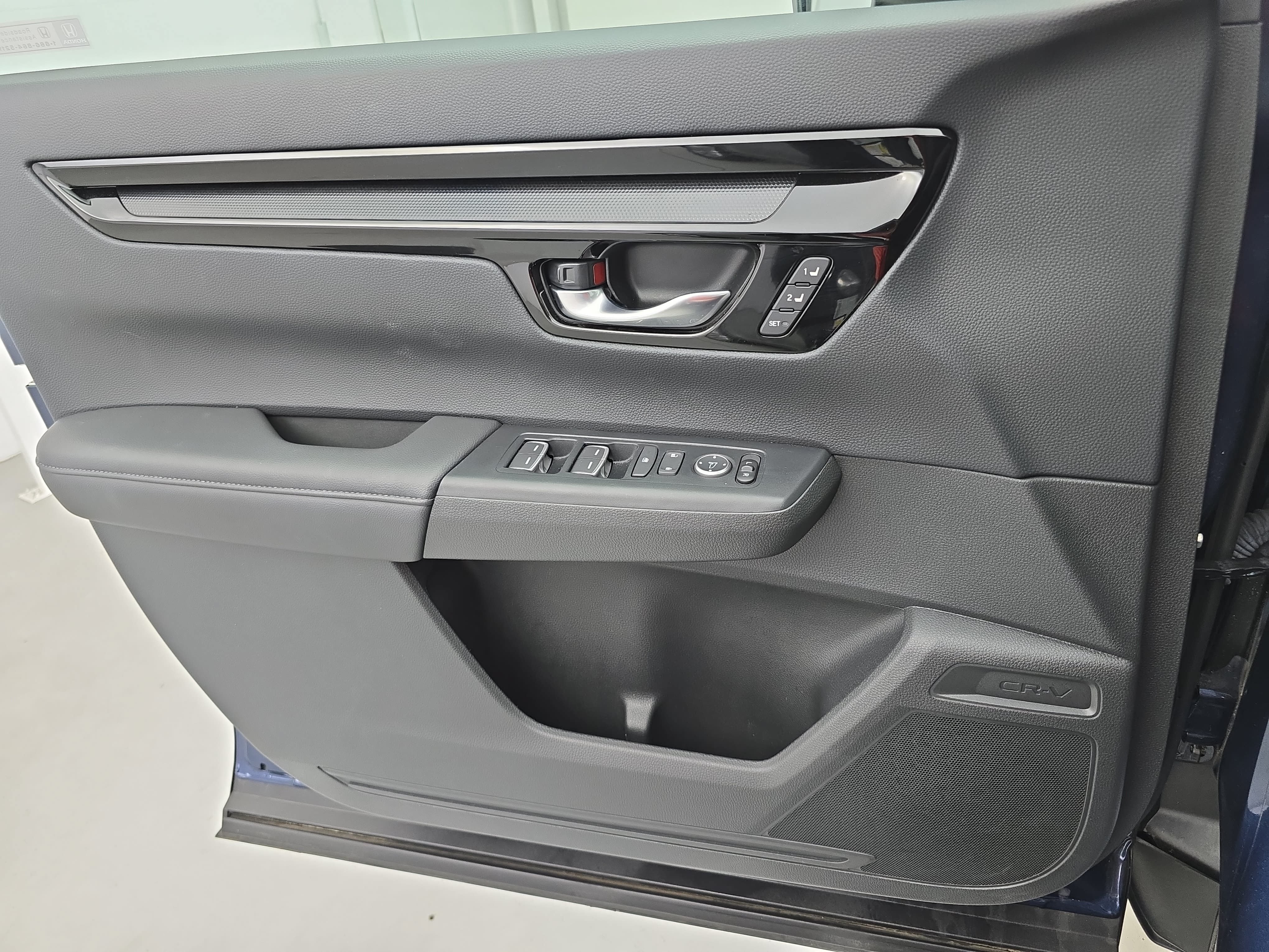 Used 2024 Honda CR-V EX-L image 27