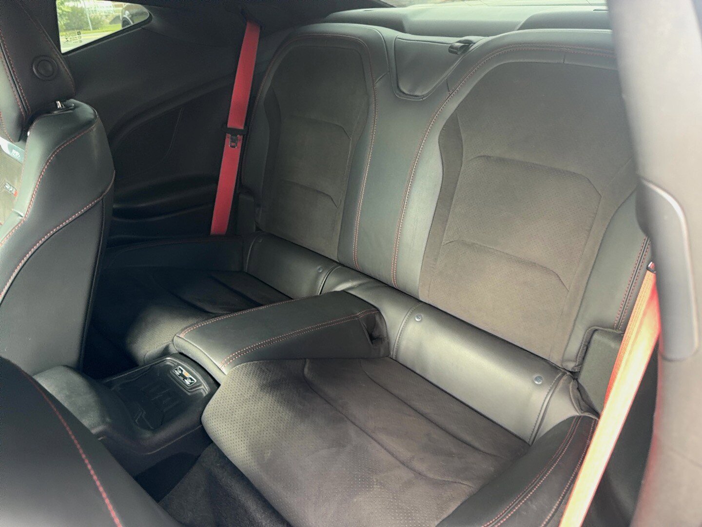 Used 2018 Chevrolet Camaro ZL1 RWD image 13