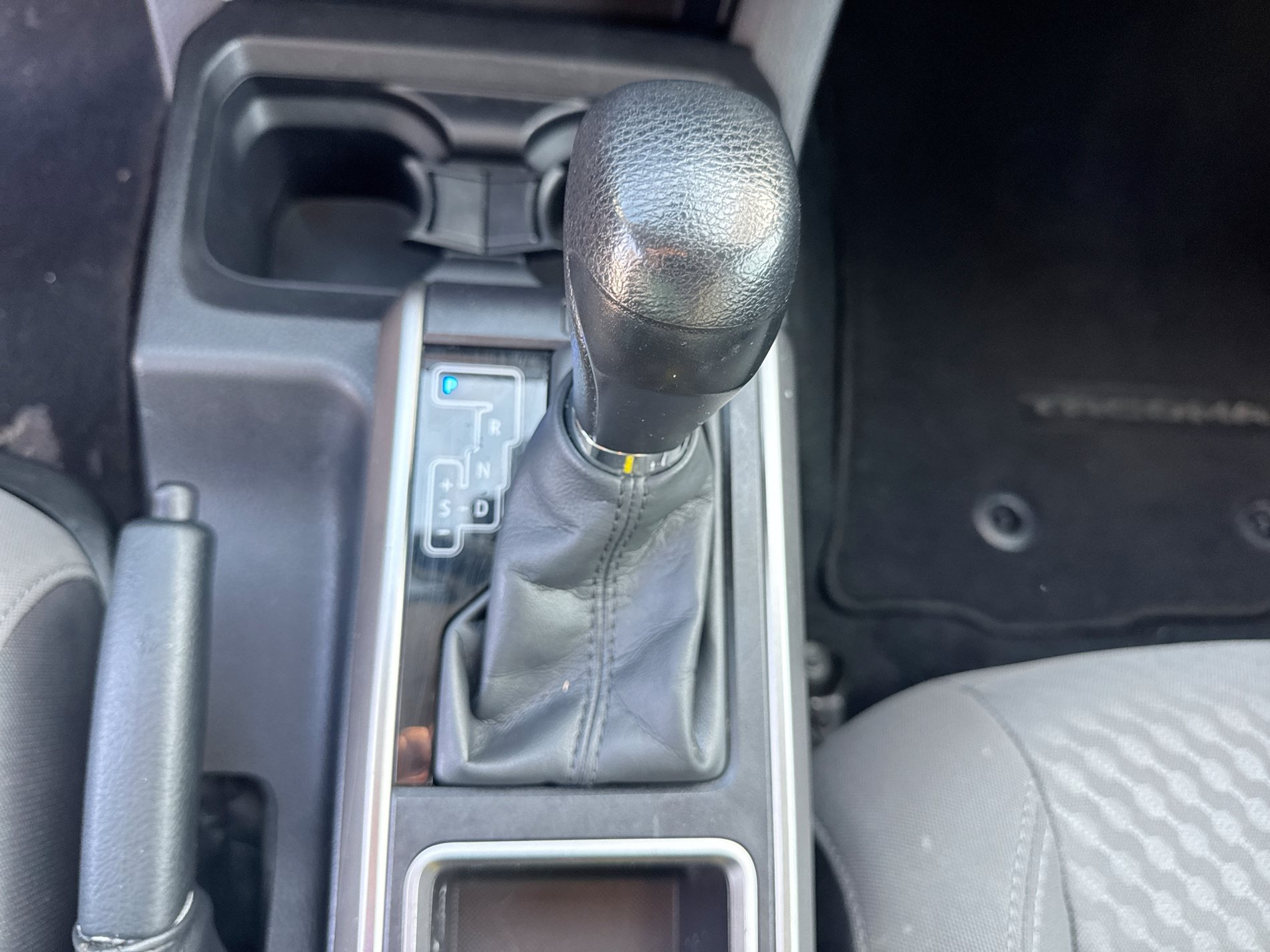 Used 2023 Toyota Tacoma SR5 RWD image 19