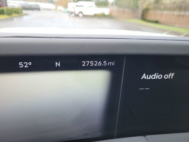 Used 2024 Lincoln Nautilus Reserve image 23