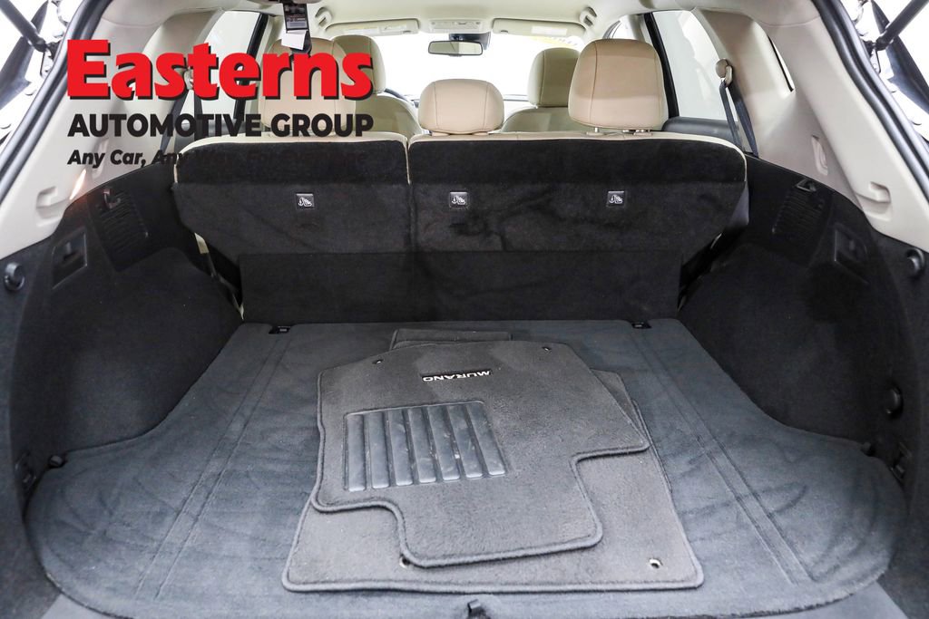 Used 2023 Nissan Murano SV image 9
