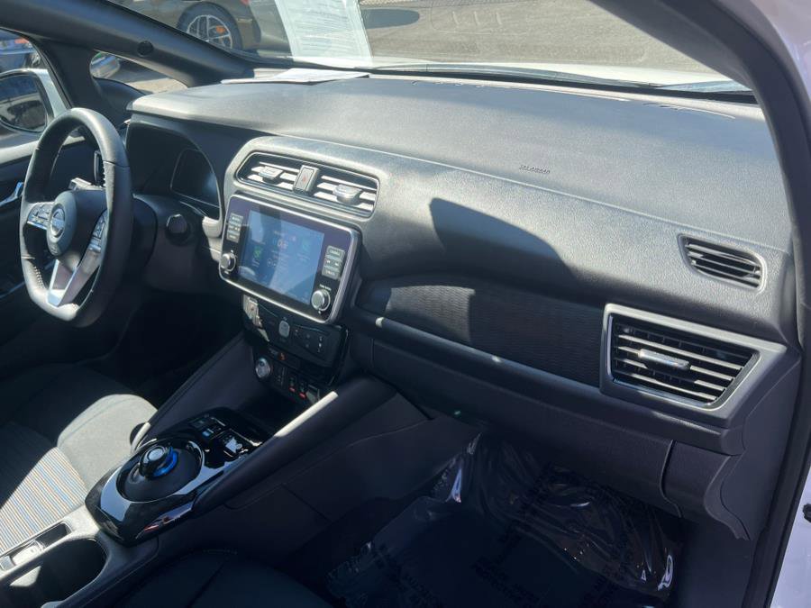 Used 2024 Nissan Leaf SV Plus image 28
