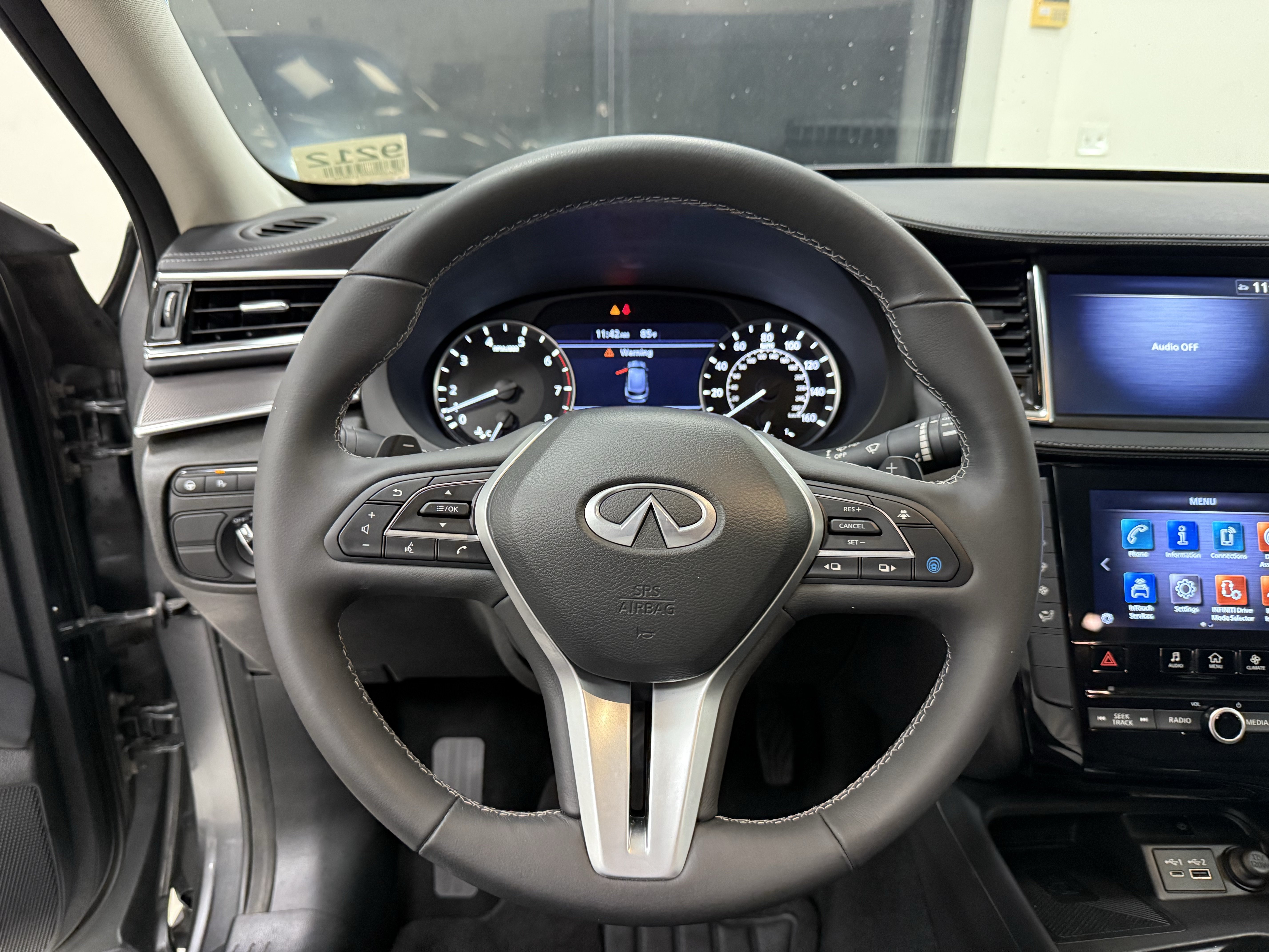 Certified 2023 INFINITI QX50 Pure FWD image 17