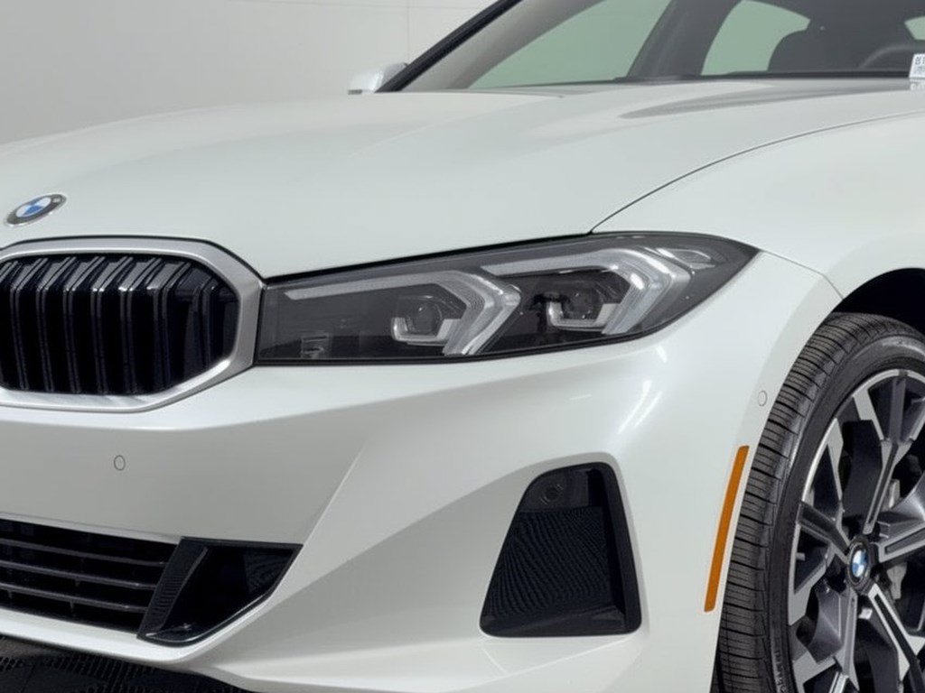 Used 2026 BMW 330i Sedan RWD image 12