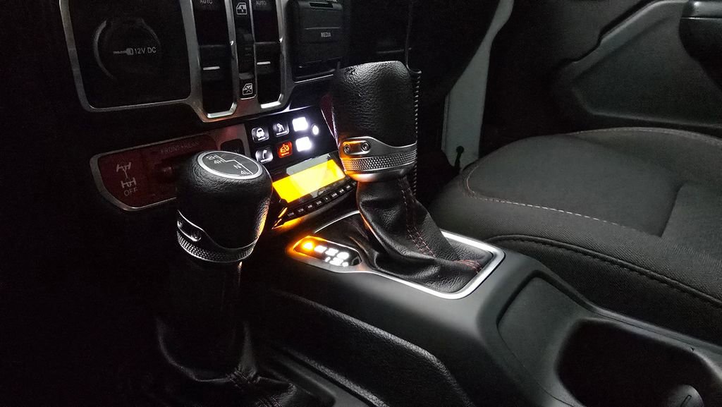 Used 2019 Jeep Wrangler Unlimited Rubicon w/ Steel Bumper Group image 30