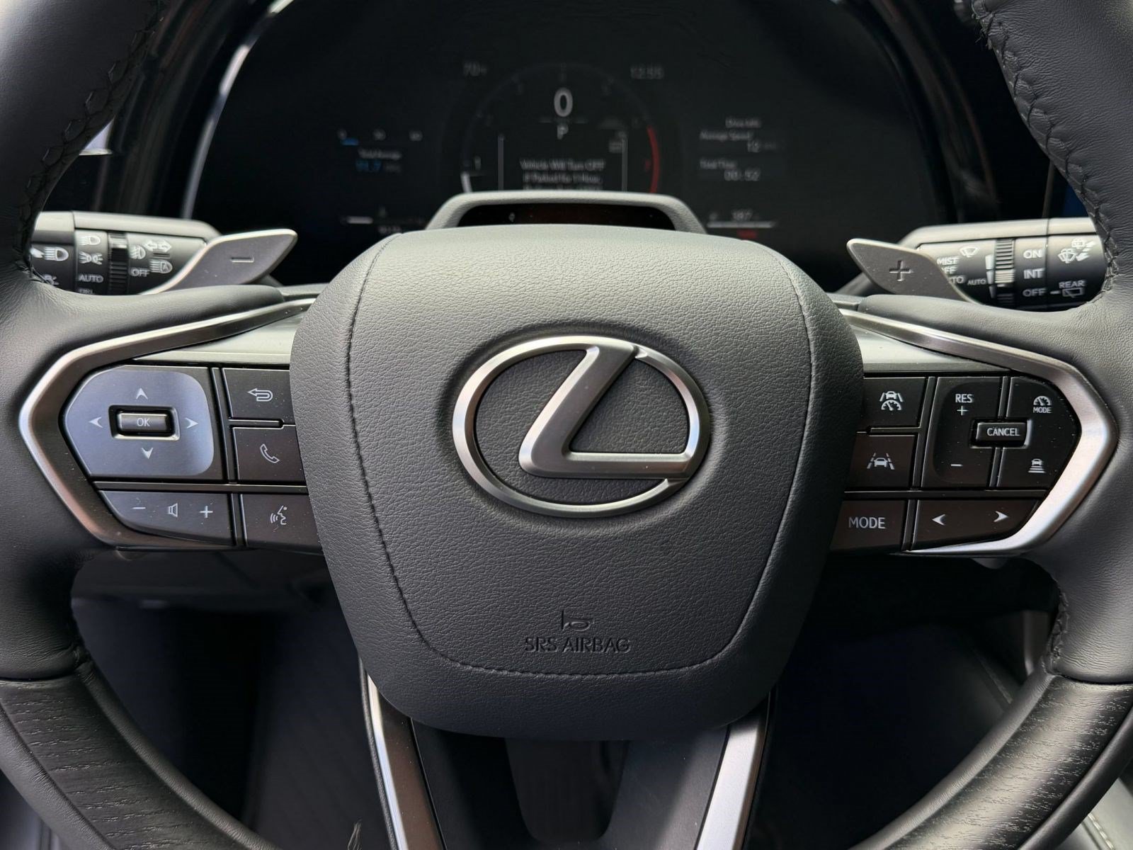 Used 2025 Lexus RX 350 F Sport w/ Convenience Package AWD/4WD image 15