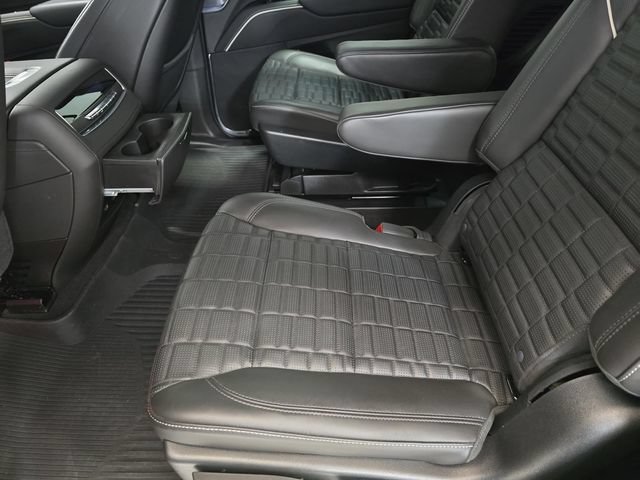 Used 2023 Cadillac Escalade V w/ LPO, ONYX Package AWD/4WD image 20