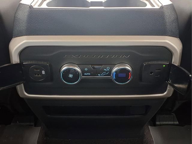 Used 2022 Ford Expedition Max XLT AWD/4WD image 15