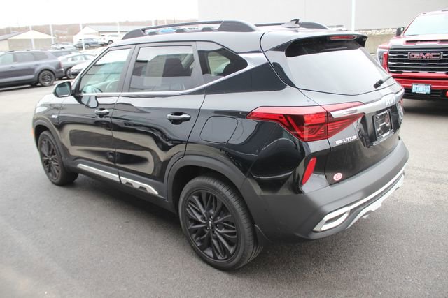 Used 2023 Kia Seltos Nightfall Edition image 27