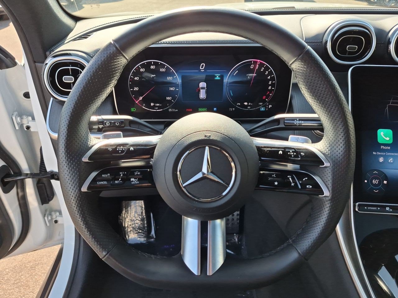 Used 2025 Mercedes-Benz GLC 350e 4MATIC image 10