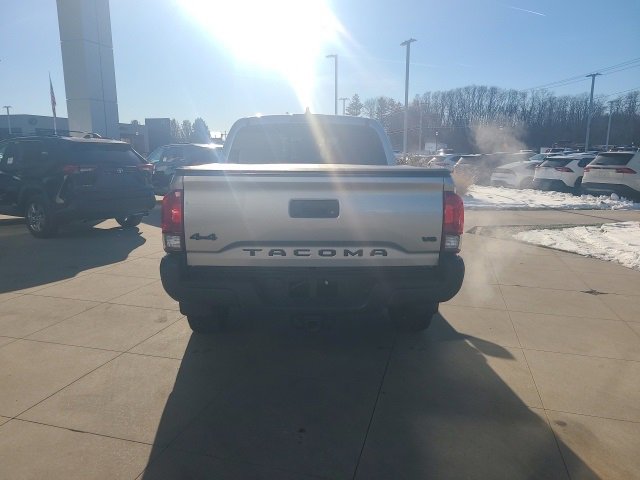 Used 2022 Toyota Tacoma SR5 image 6