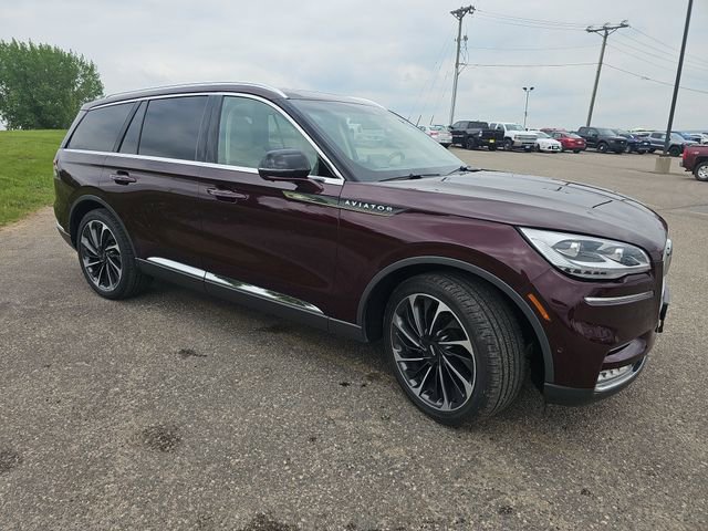 Used 2020 Lincoln Aviator Reserve w/ Equipment Group 202A AWD/4WD image 7