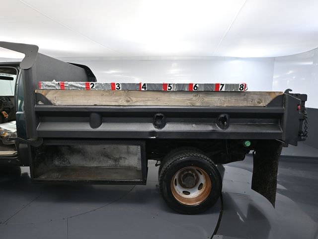 Used 2010 Ford F550 4x4 Regular Cab Super Duty image 34