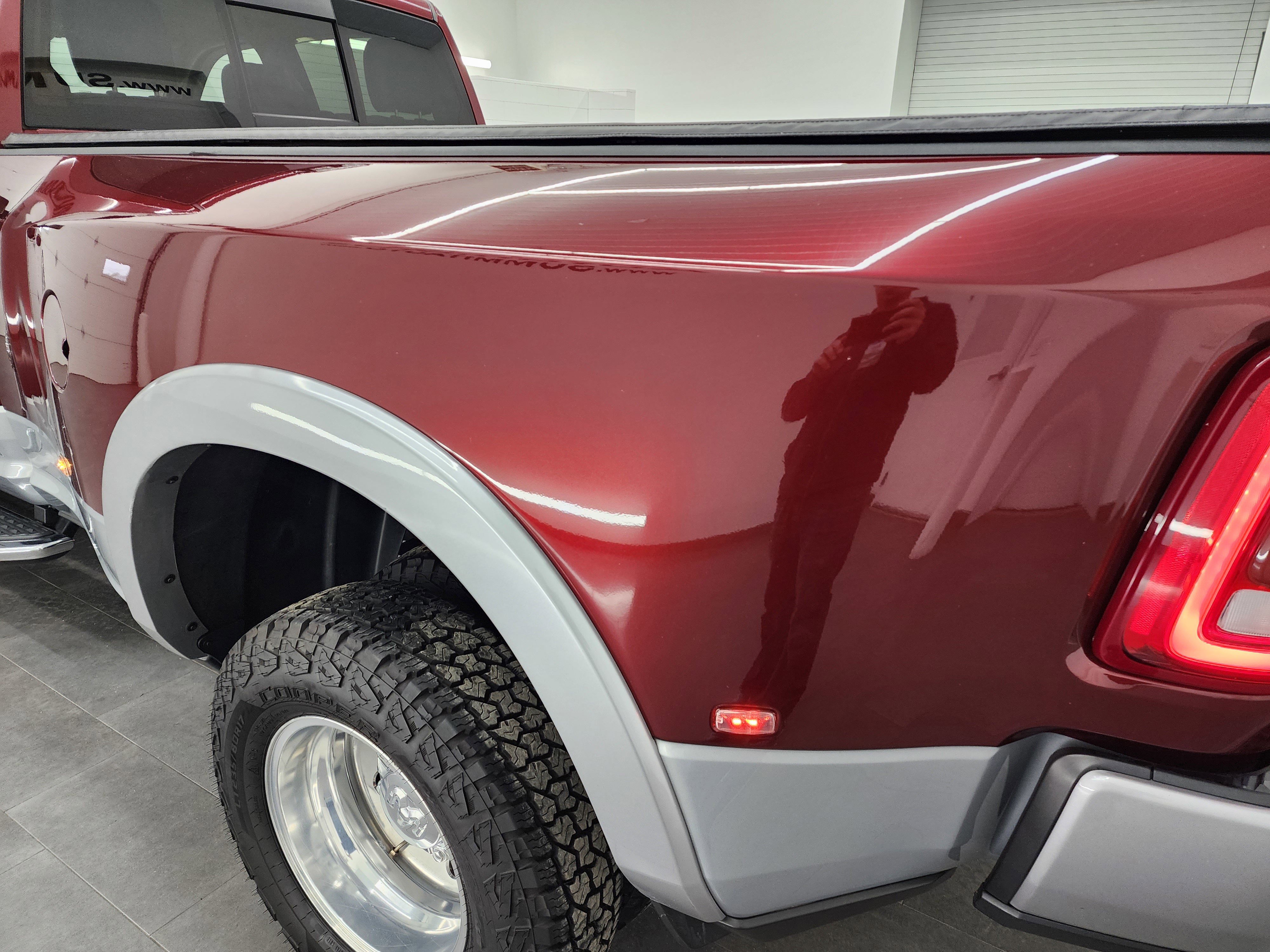 Used 2020 RAM 3500 Laramie image 37