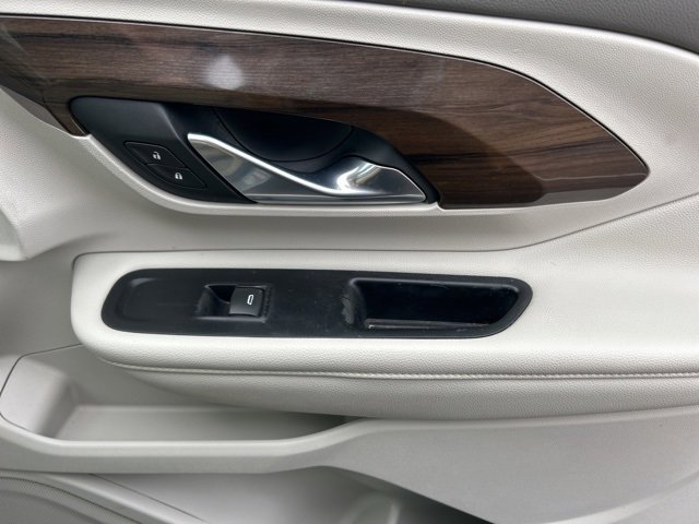 Used 2019 GMC Terrain Denali w/ Advanced Safety Package image 17