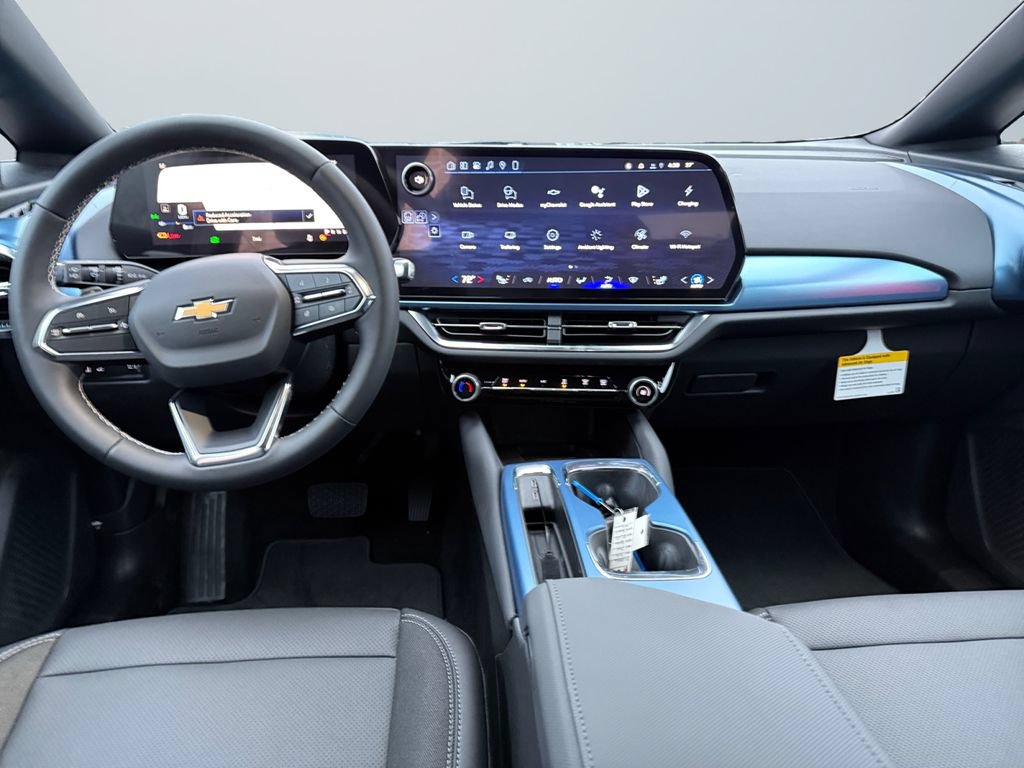 New 2026 Chevrolet Equinox EV LT AWD/4WD image 10