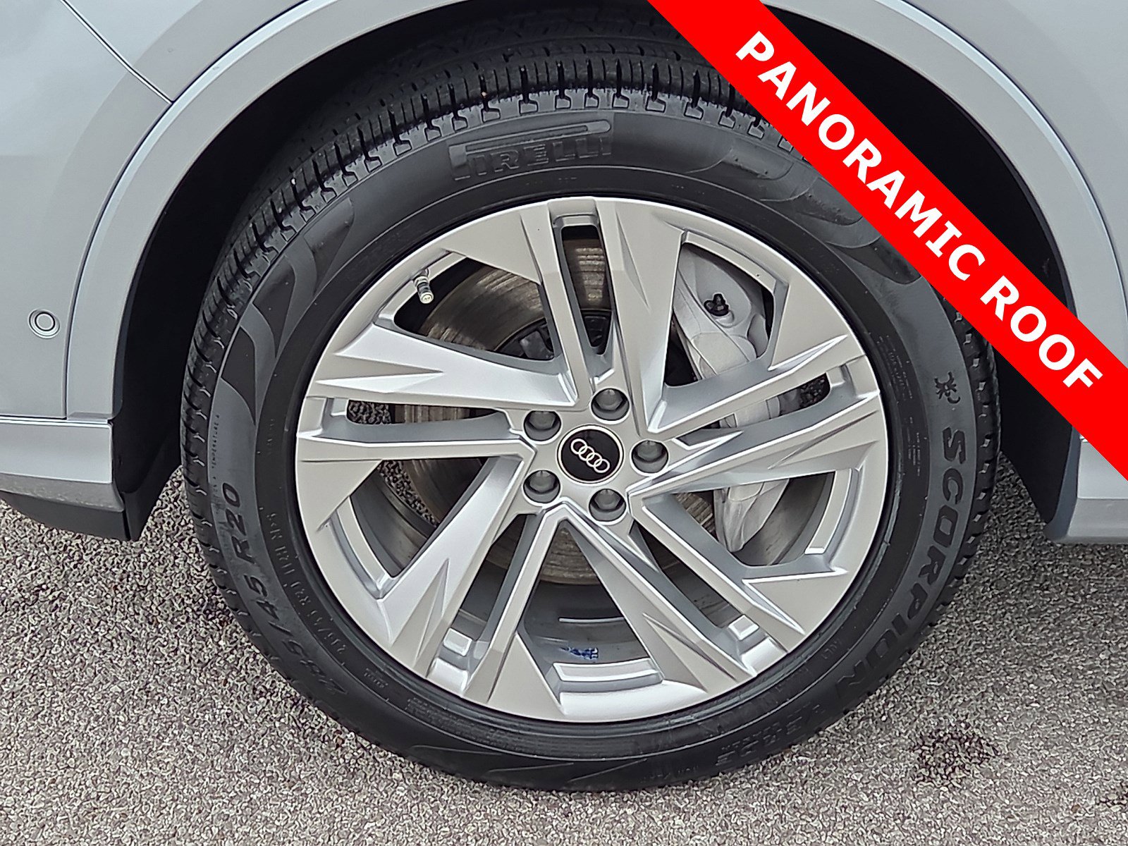 Used 2023 Audi Q7 Premium Plus image 7