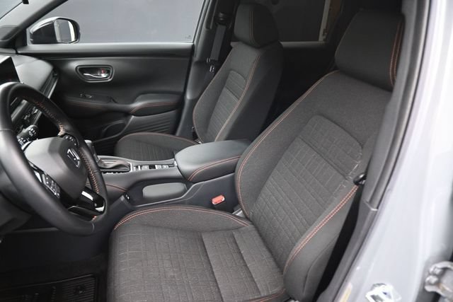 Certified 2025 Honda HR-V Sport image 19