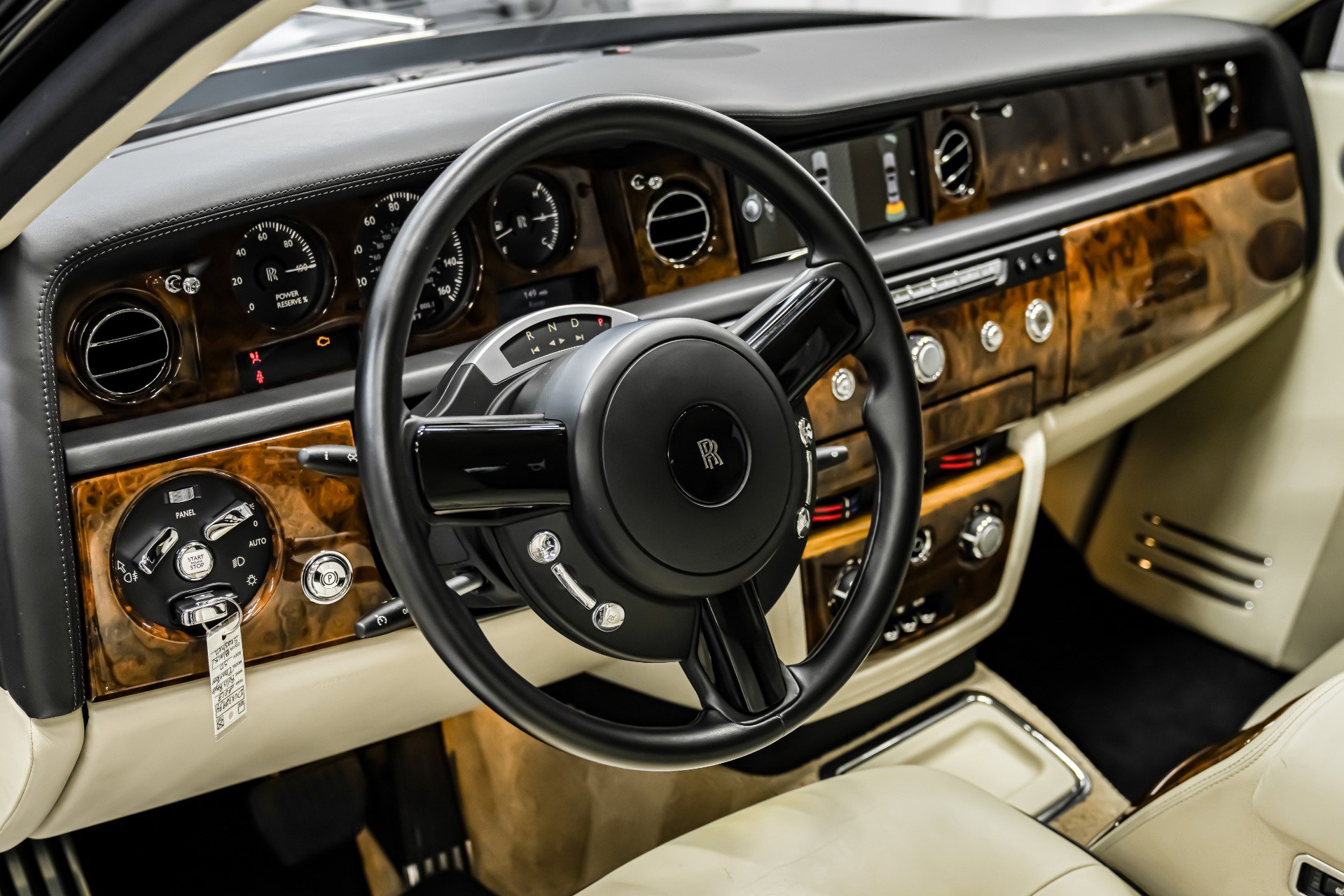 Used 2013 Rolls-Royce Phantom Sedan image 11