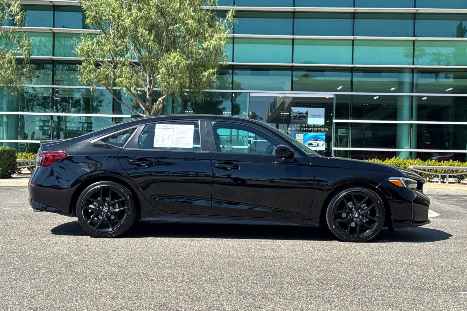 Used 2025 Honda Civic Sport image 3