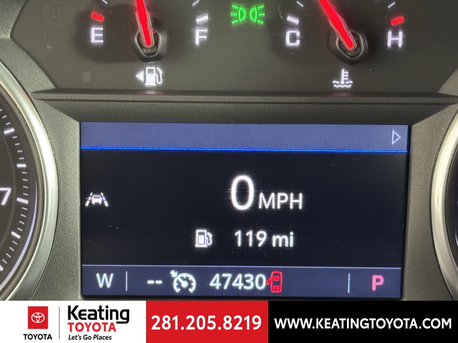 Used 2024 GMC Terrain SLT image 24